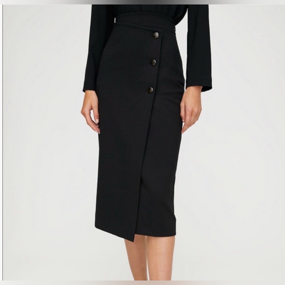 Aritzia Black Buttoned Billy Skirt